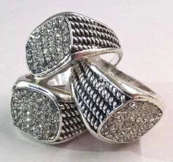 Chunky Gem Pimp Ring Silver | 1970s | Glasses And Sunglasses