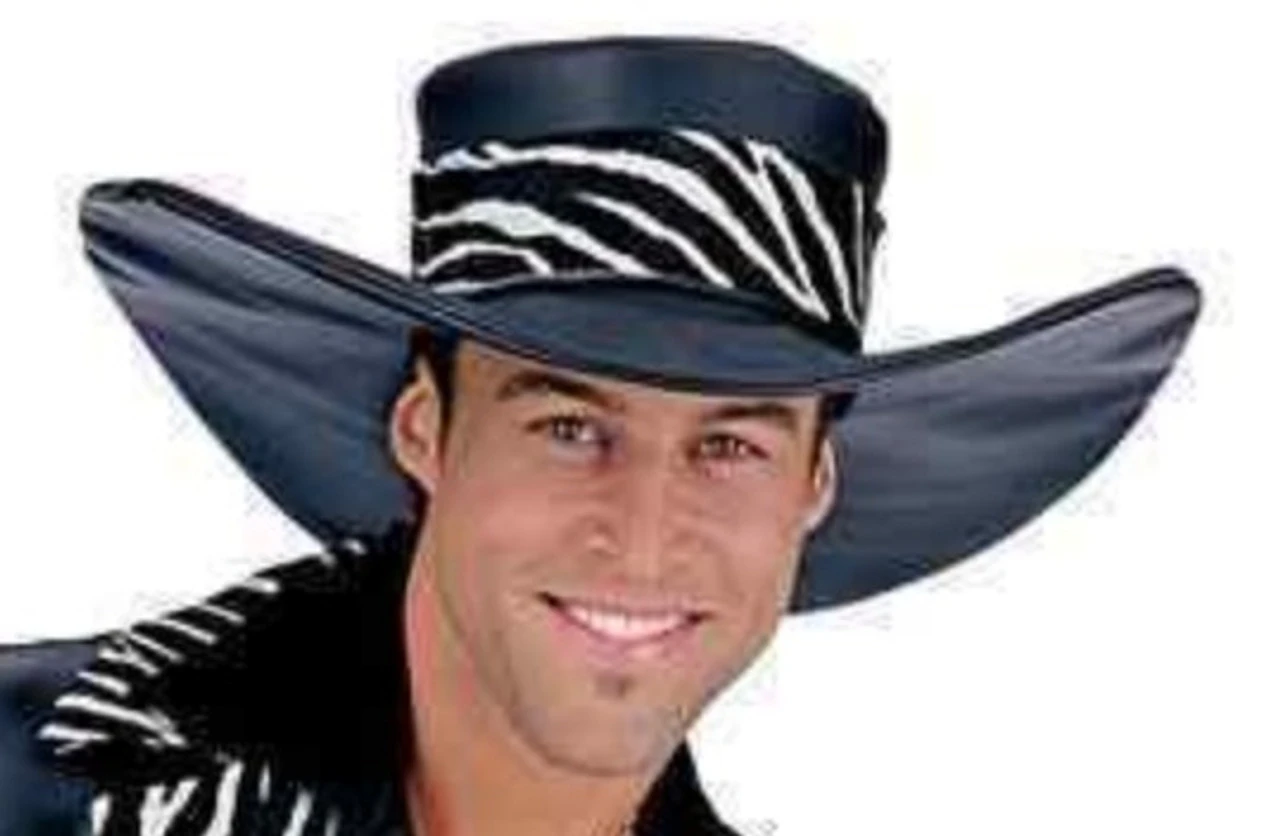 Black Vinyl Mac Daddy Hat | 1970s | Hats And Headpieces 1 Black Vinyl Mac Daddy Hat | 1970s | Hats And Headpieces